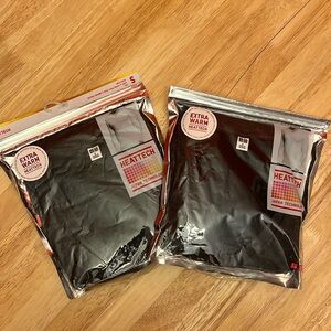 Uniqlo men’s v neck long sleeve tshirt